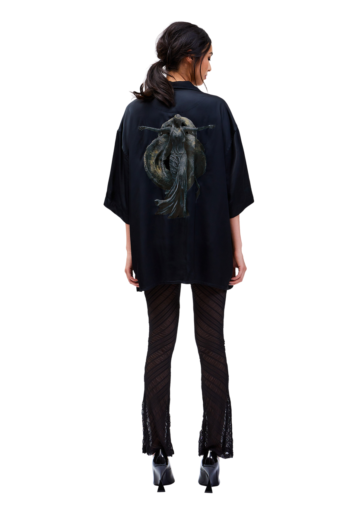 Model wears Queen Marika Lyocell Shirt in a Size M - Rear View